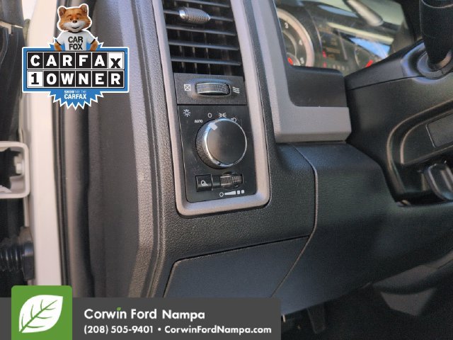 Used 2018 RAM 2500 Tradesman w/ Chrome Appearance Group AWD/4WD image 13