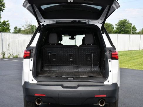 Used 2023 Chevrolet Traverse RS w/ LPO, Floor Liner Package AWD/4WD image 35