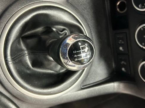 Used 2012 MAZDA MX-5 Miata Special Edition image 11