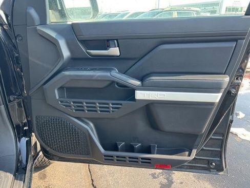 Used 2024 Toyota Tacoma TRD Off-Road image 31