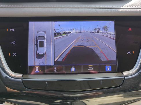 Used 2025 Cadillac XT6 Premium Luxury w/ Technology Package image 20