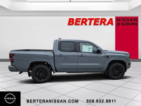 New 2026 Nissan Frontier SV w/ SV Convenience Package image 2