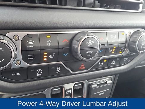 New 2025 Jeep Wrangler Sahara image 34