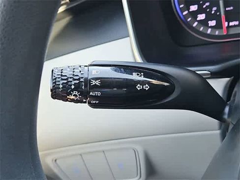 Certified 2022 Hyundai Tucson SE image 25