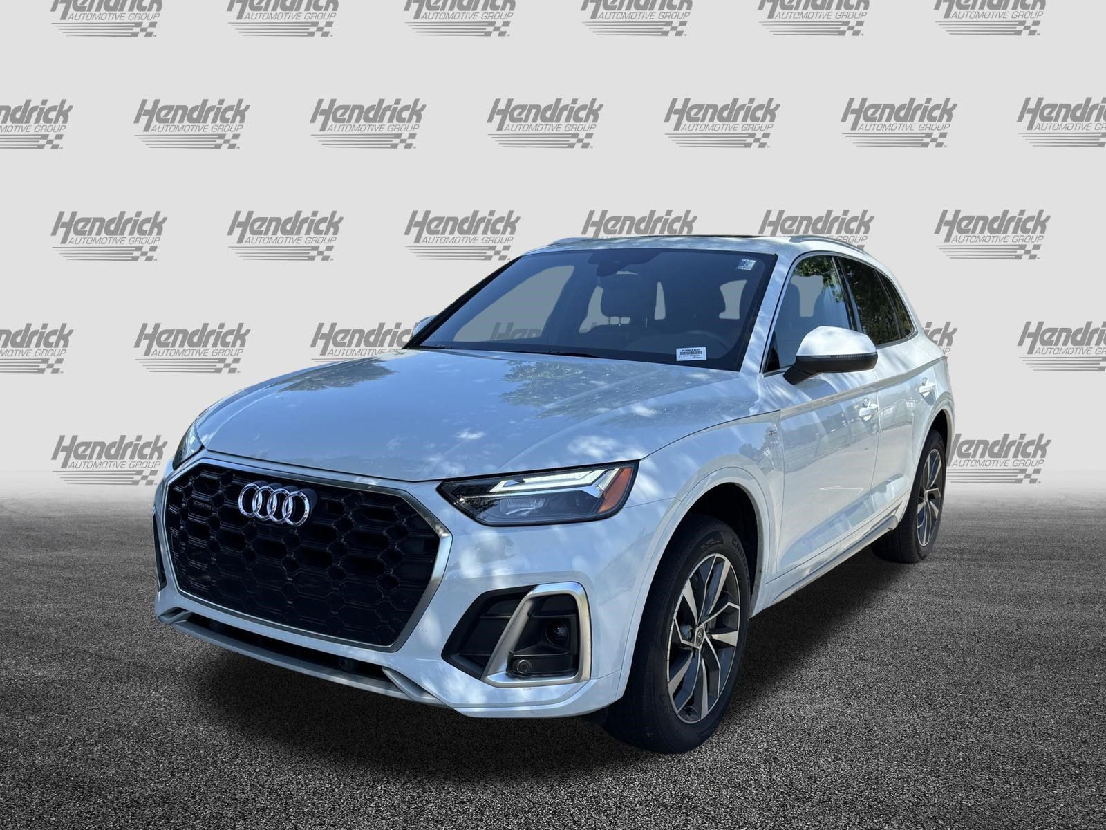 Used 2023 Audi Q5 2.0T Premium Plus w/ Premium Plus Package AWD/4WD image 5