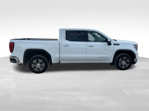 Used 2024 GMC Sierra 1500 SLT image 6