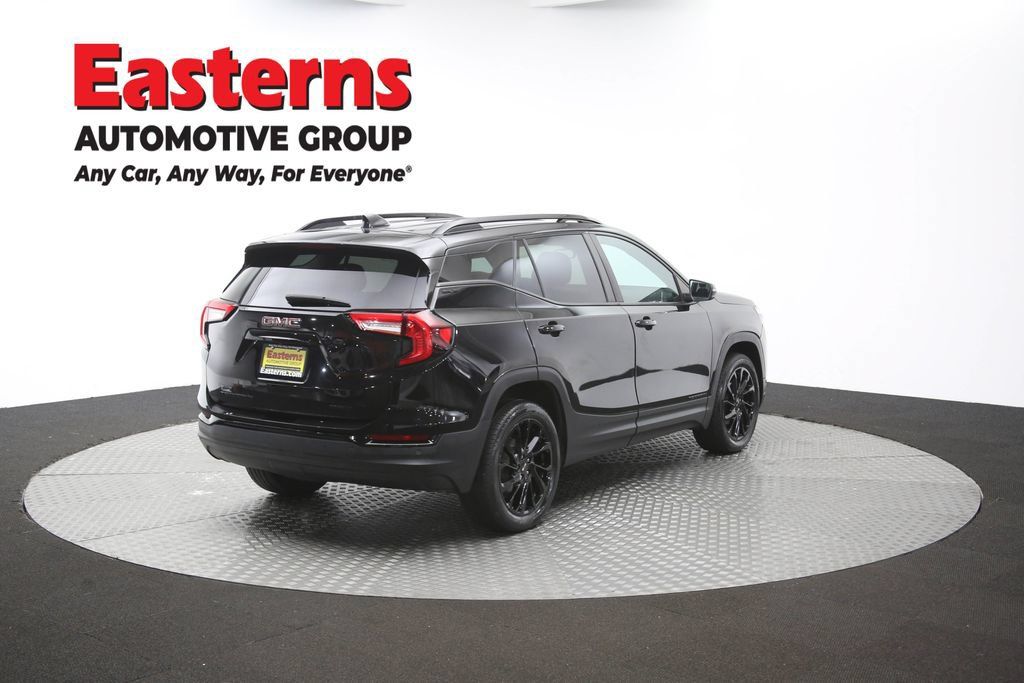 Used 2023 GMC Terrain SLE w/ Driver Convenience Package AWD/4WD image 43
