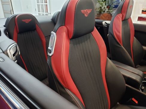 Used 2017 Bentley Continental GT image 6