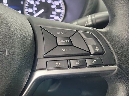 Certified 2023 Nissan Sentra SV FWD image 27