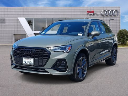 Used 2025 Audi Q3 2.0T Premium w/ Convenience Package AWD/4WD image 1