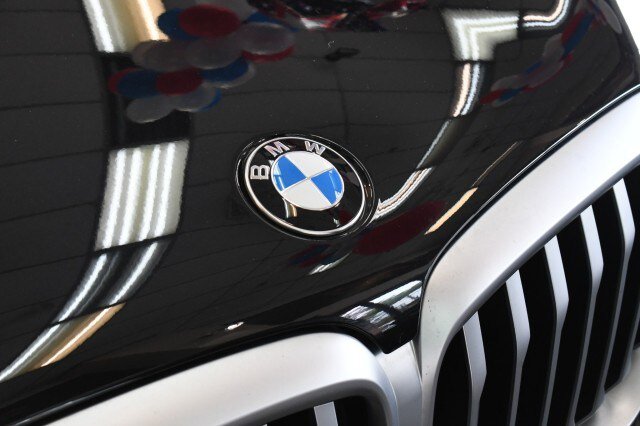 Used 2025 BMW X5 xDrive40i w/ M Sport Package AWD/4WD image 5