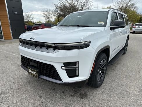 New 2026 Jeep Grand Wagoneer L 4WD image 2
