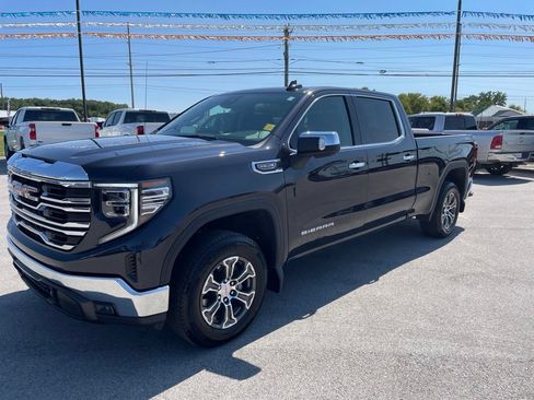Used 2026 GMC Sierra 1500 SLT w/ SLT Convenience Package AWD/4WD image 3