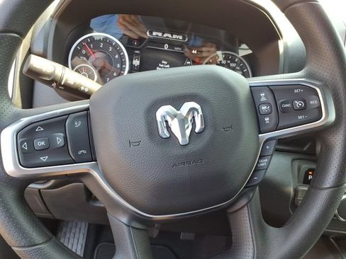 New 2026 RAM 1500 Express AWD/4WD image 9