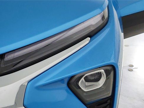 New 2026 Chevrolet TrailBlazer LT w/ LT Cold Weather Package FWD image 16