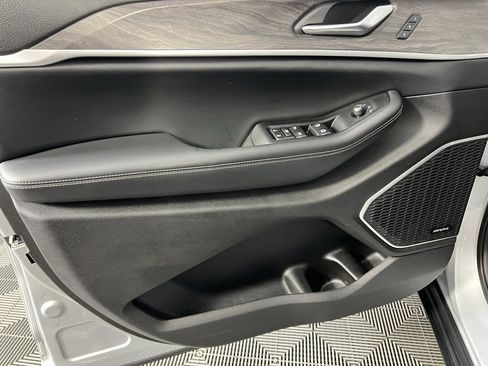 Certified 2022 Jeep Grand Cherokee Limited 4xe w/ Luxury Tech Group II image 26