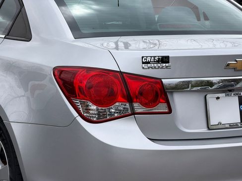 Used 2014 Chevrolet Cruze LT image 13