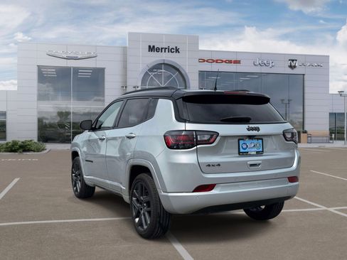 Used 2025 Jeep Compass Limited w/ High Altitude Package AWD/4WD image 8