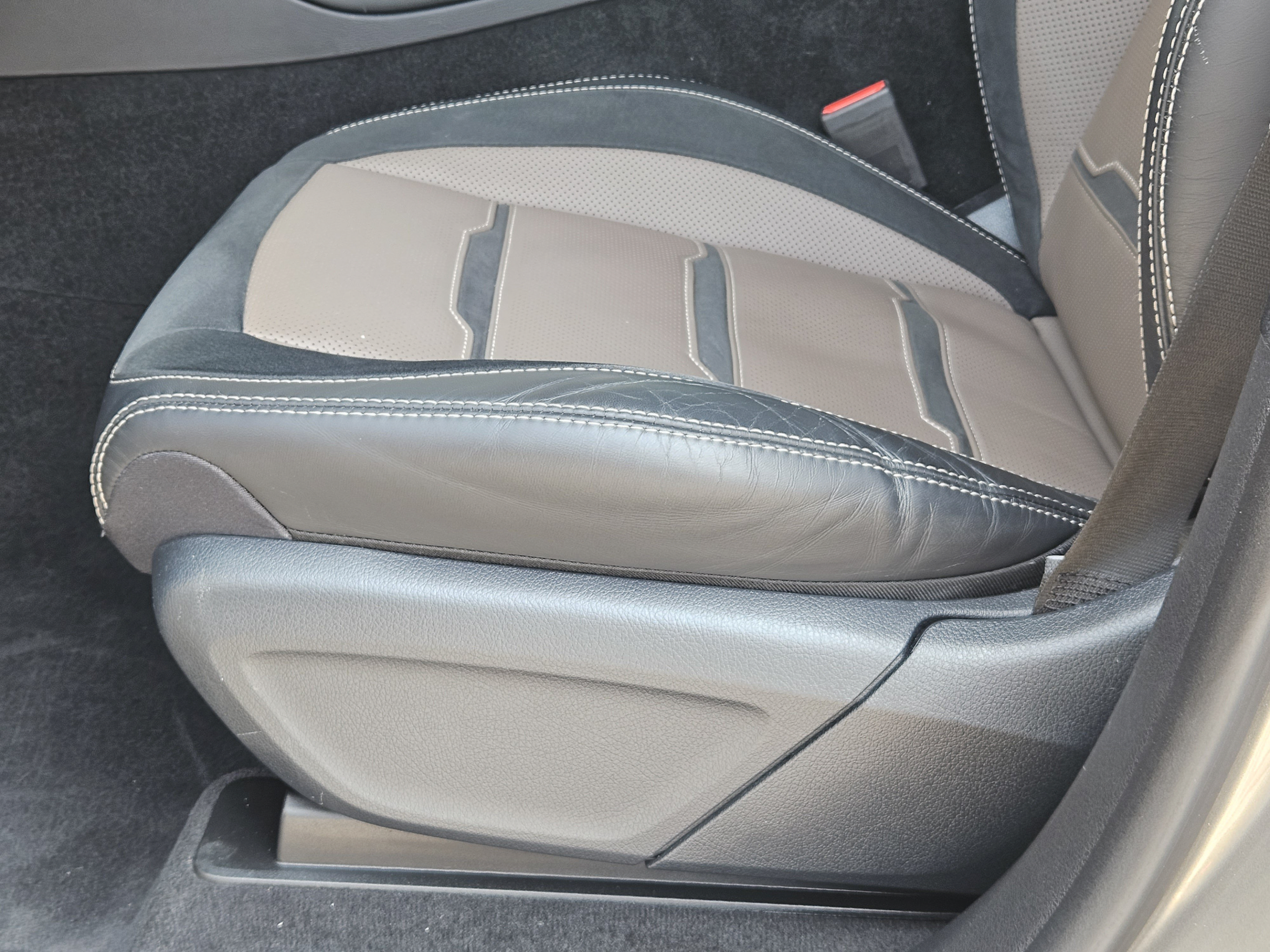 Certified 2023 Mercedes-Benz GLE 53 AMG 4MATIC Coupe image 21