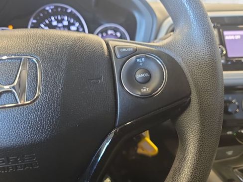 Used 2019 Honda HR-V LX image 20