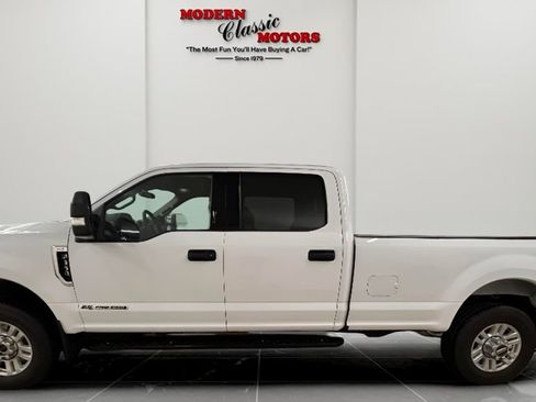Used 2022 Ford F350 XLT w/ XLT Value Package image 4