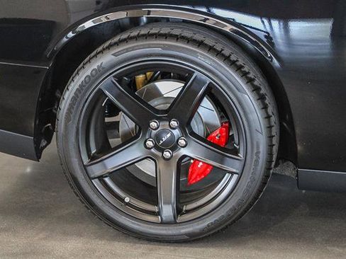 Used 2019 Dodge Challenger SRT Hellcat image 10