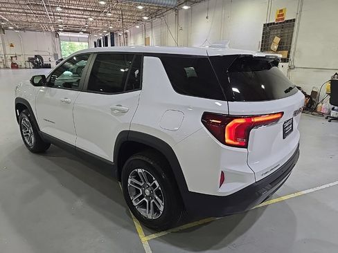 New 2027 GMC Terrain Elevation FWD image 5