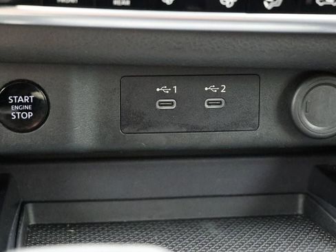 Used 2024 Nissan Rogue SV image 23