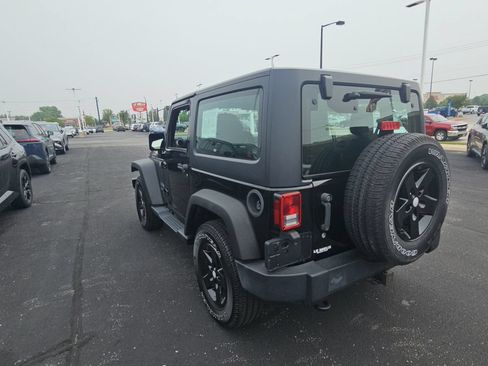 Used 2017 Jeep Wrangler Sport w/ Quick Order Package 24S AWD/4WD image 5