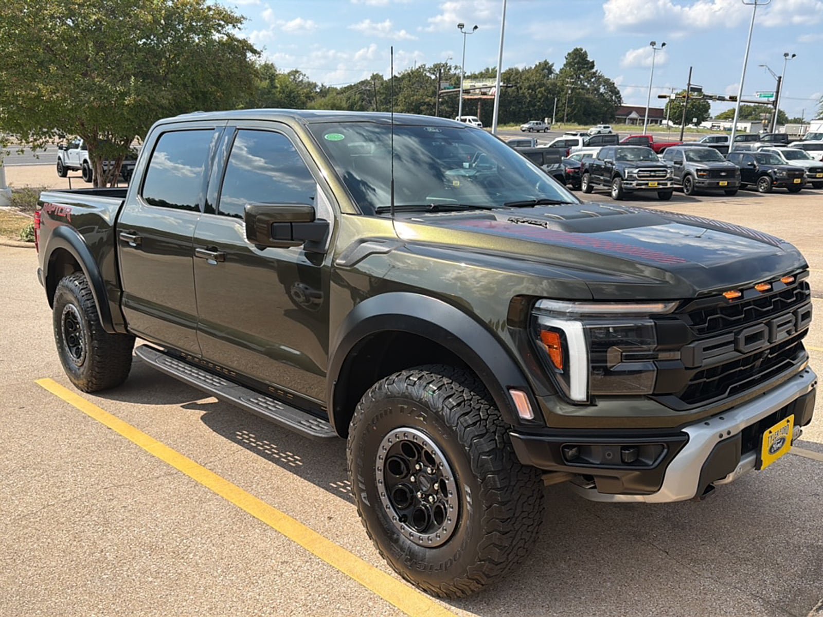 Used 2024 Ford F150 Raptor AWD/4WD image 2