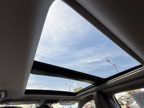 Used 2017 Lexus RX 350 AWD w/ Premium Package image 22