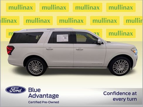 Certified 2023 Ford Expedition Max Platinum RWD image 2