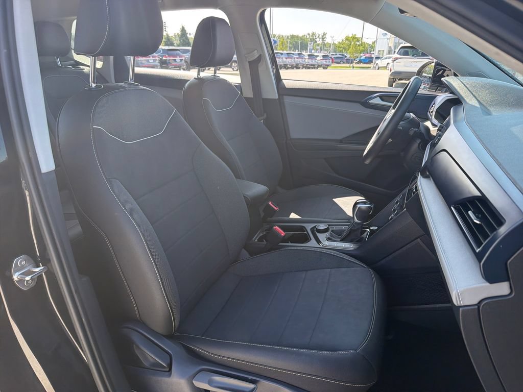 Used 2024 Volkswagen Taos SE AWD/4WD image 25