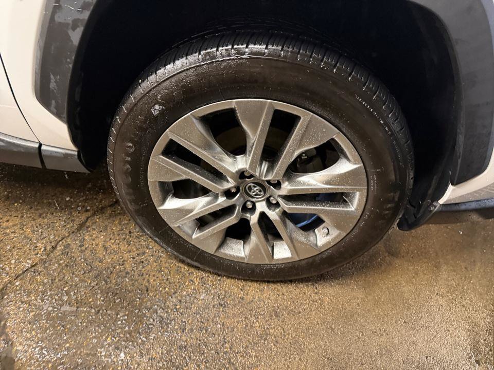 Certified 2019 Toyota RAV4 XLE Premium w/ Cold Weather Package AWD/4WD image 27