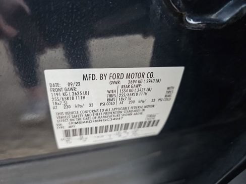 Used 2022 Ford Explorer XLT w/ Equipment Group 202A image 37