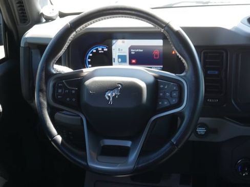 Used 2022 Ford Bronco Black Diamond w/ Sasquatch Package AWD/4WD image 15