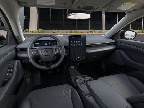 Used 2025 Ford Mustang Mach-E Premium image 9