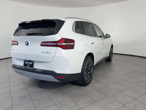 New 2026 BMW X3 xDrive30 w/ Premium Package image 9