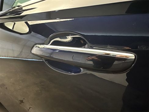 New 2026 Genesis GV70 2.5T Advanced image 5