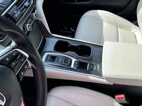 Used 2022 Honda Accord Touring image 15