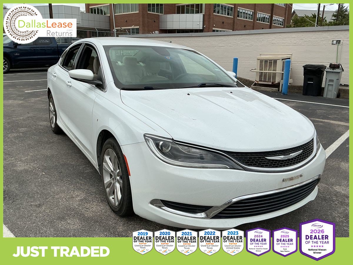 Used 2017 Chrysler 200 Limited Platinum FWD image 1