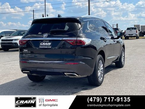 Used 2024 Buick Enclave Essence FWD image 8