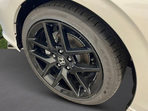 New 2026 Honda Civic Sport image 11