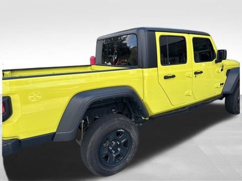 Used 2023 Jeep Gladiator Sport w/ Trailer Tow Package image 7