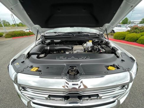 Used 2023 RAM 1500 Laramie AWD/4WD image 29