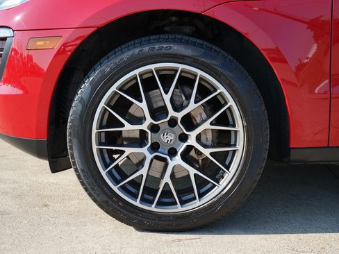 Used 2017 Porsche Macan S image 13