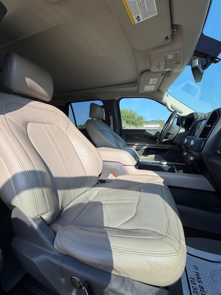 Used 2019 Ford Expedition Max Limited RWD image 15