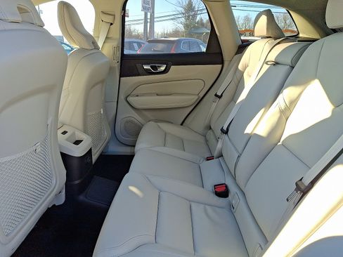 New 2026 Volvo XC60 T8 Ultra w/ Protection Package Premier image 5