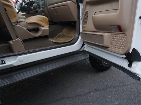 Used 1999 Ford F250 Lariat image 82