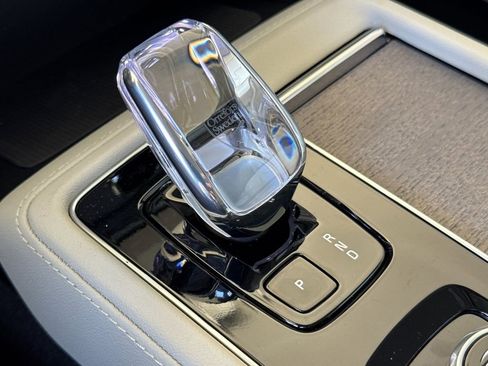 New 2026 Volvo XC90 B6 Ultra image 22